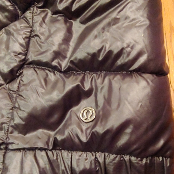 Lululemon puffer vest - Picture 2 of 2